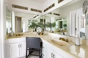 927 Continental Dr, Menlo Park, CA 94025 - Photo 17