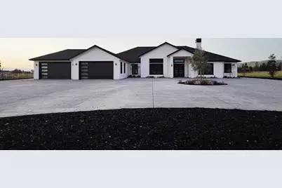 600 Torrano Ct, Hollister, CA 95023 - Photo 1