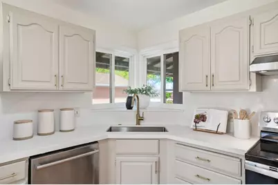 1554 Calinoma Dr, San Jose, CA 95118 - Photo 19