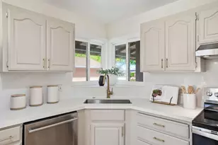 1554 Calinoma Dr, San Jose, CA 95118 - Photo 19