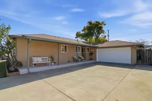 1554 Calinoma Dr, San Jose, CA 95118 - Photo 55