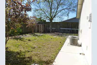 460 SE Jeremy Ct, Oakdale, CA 95361 - Photo 31