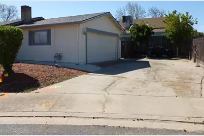 460 SE Jeremy Ct, Oakdale, CA 95361 - Photo 5