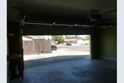 460 SE Jeremy Ct, Oakdale, CA 95361 - Photo 33