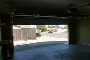 460 SE Jeremy Ct, Oakdale, CA 95361 - Photo 33