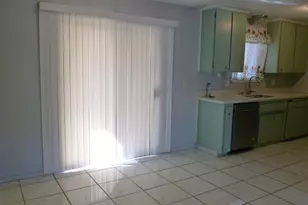 460 SE Jeremy Ct, Oakdale, CA 95361 - Photo 17