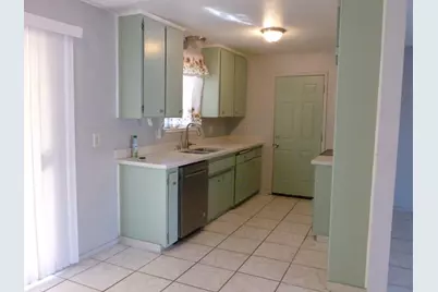 460 SE Jeremy Ct, Oakdale, CA 95361 - Photo 15