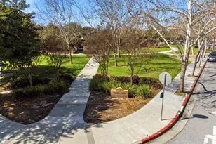 327 Oleander Dr, San Jose, CA 95123 - Photo 23