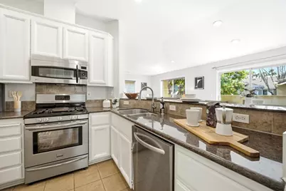 327 Oleander Dr, San Jose, CA 95123 - Photo 7