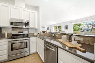 327 Oleander Dr, San Jose, CA 95123 - Photo 7