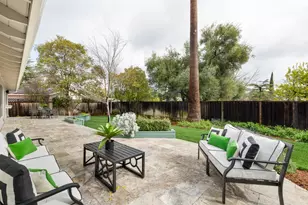 12139 Marilla Dr, Saratoga, CA 95070 - Photo 33