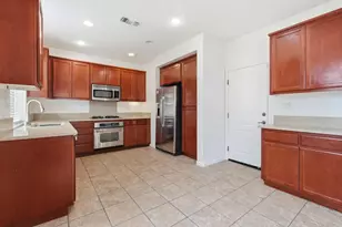 1121 Andreas Ln, Tracy, CA 95376 - Photo 5