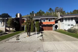 1102 Everglades, Pacifica, CA 94044 - Photo 3