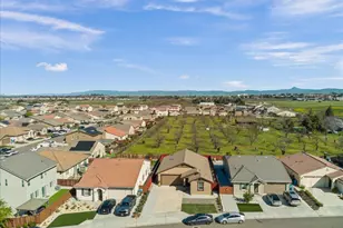 925 Klamath Way, Hollister, CA 95023 - Photo 3