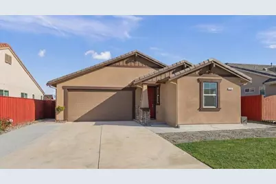 925 Klamath Way, Hollister, CA 95023 - Photo 1