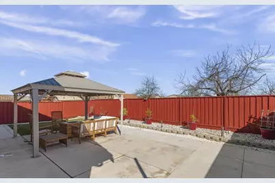 925 Klamath Way, Hollister, CA 95023 - Photo 27