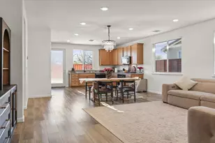 925 Klamath Way, Hollister, CA 95023 - Photo 5