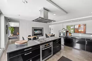 88 E San Fernando St 1905, San Jose, CA 95113 - Photo 41