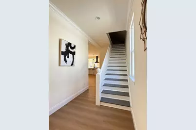 271 N 9th St, San Jose, CA 95112 - Photo 5