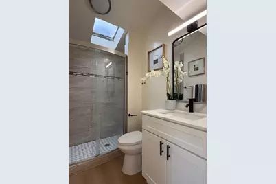 271 N 9th St, San Jose, CA 95112 - Photo 15