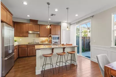 560 Holthouse Ter, Sunnyvale, CA 94087 - Photo 5