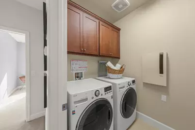 560 Holthouse Ter, Sunnyvale, CA 94087 - Photo 23