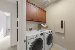 560 Holthouse Terrace, Sunnyvale, CA 94087 - Photo 23