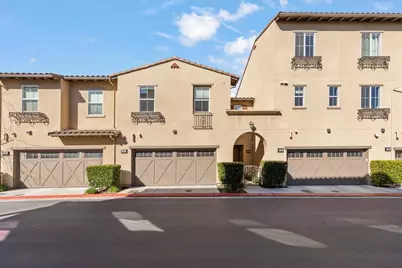 560 Holthouse Ter, Sunnyvale, CA 94087 - Photo 3