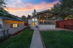136 Loma Alta Ave, Los Gatos, CA 95030 - Photo 53