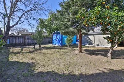 494 Clifton Ave, San Jose, CA 95128 - Photo 17