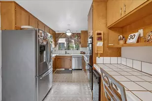 290 Joes Ln, Hollister, CA 95023 - Photo 13