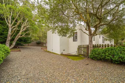 990 Sinex Ave, Pacific Grove, CA 93950 - Photo 9