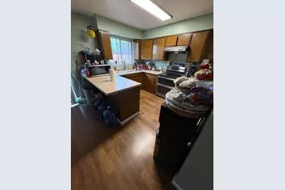 565 N 12th St, San Jose, CA 95112 - Photo 7