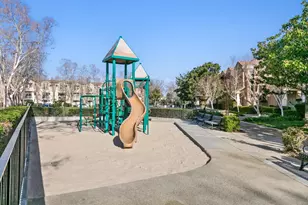 171 Bel Air Ct, Mountain View, CA 94043 - Photo 35