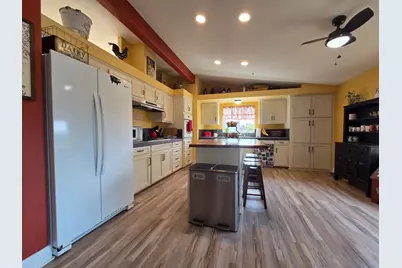 17105 Wilson, Royal Oaks, CA 95076 - Photo 3