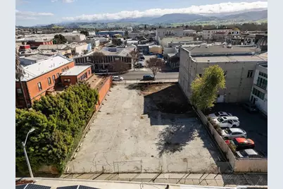 220 4th St, Hollister, CA 95023 - Photo 3