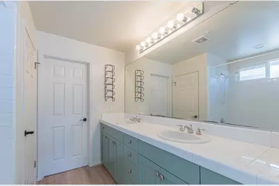 980 Longfellow Dr, Salinas, CA 93906 - Photo 21