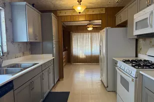 101 River Dr Space 80 Dr 80, King City, CA 93930 - Photo 3