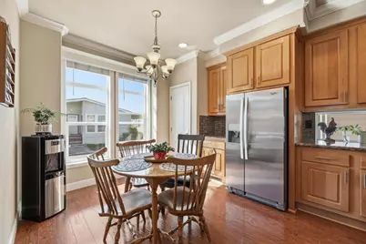 393 Chateau La Salle Dr 393, San Jose, CA 95111 - Photo 9