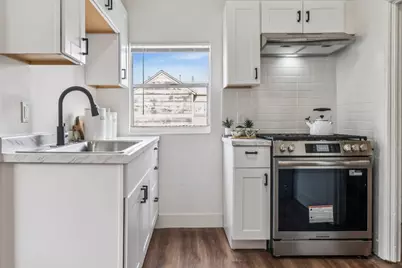 1574 Jerrold Ave, San Francisco, CA 94124 - Photo 9