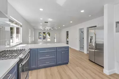 962 S 10th St, San Jose, CA 95112 - Photo 13