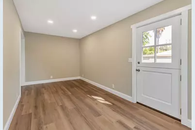 962 S 10th St, San Jose, CA 95112 - Photo 29