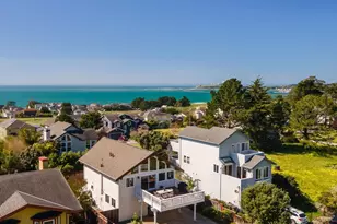 350 6th Ave, Half Moon Bay, CA 94019 - Photo 1