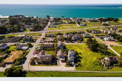 350 6th Ave, Half Moon Bay, CA 94019 - Photo 43