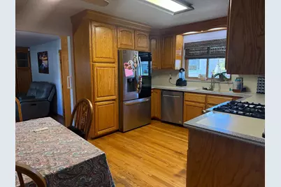 551 Chestnut Ave, Milpitas, CA 95035 - Photo 1