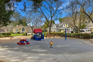 800 Fountain Park Ln, Mountain View, CA 94043 - Photo 57