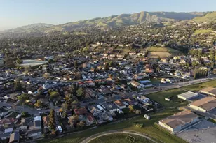 236 S Claremont Ave, San Jose, CA 95127 - Photo 37