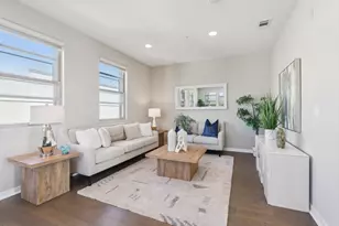 951 Arrowleaf Pl, San Jose, CA 95131 - Photo 3