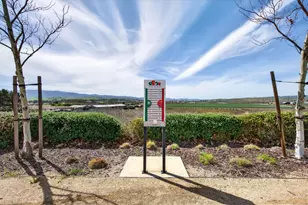 408 Tanoak St, Hollister, CA 95023 - Photo 45