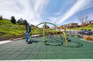 408 Tanoak St, Hollister, CA 95023 - Photo 43